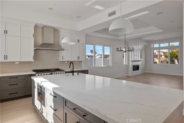 2100 Harriman Lane, Redondo Beach, California 90278