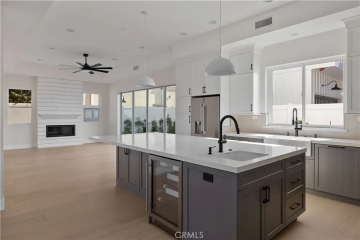 2100 Harriman Lane, Redondo Beach, California 90278