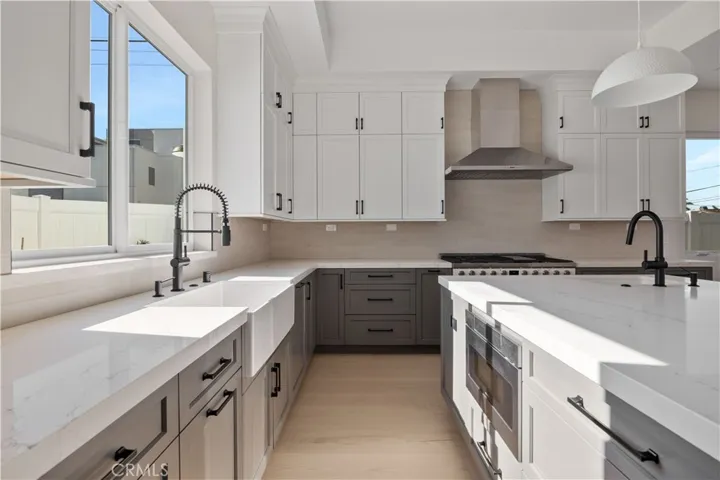 2100 Harriman Lane, Redondo Beach, California 90278