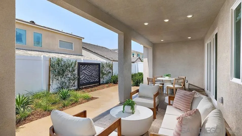 110 Takamasa Way, Oceanside, California 92057 home-pic-13
