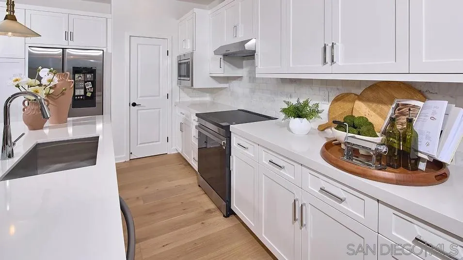 111 Metz Way, Oceanside, California 92057 home-pic-3