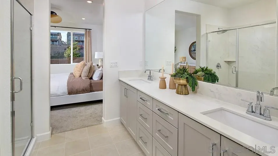 1057 Spike Street 2, Chula Vista, California 91911 home-pic-14