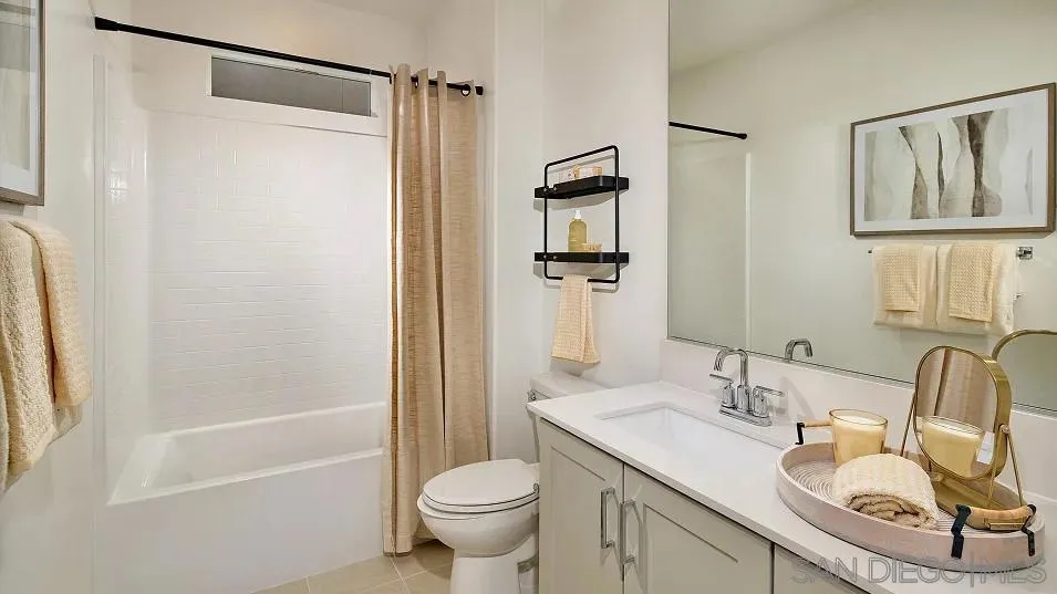 1057 Spike Street 2, Chula Vista, California 91911 home-pic-9