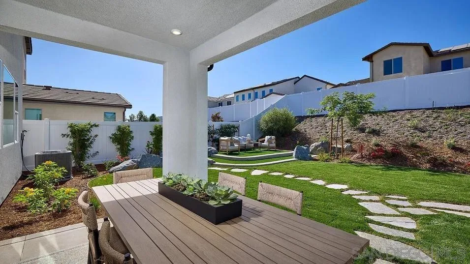 120 Alethea Way, Oceanside, California 92057 home-pic-12