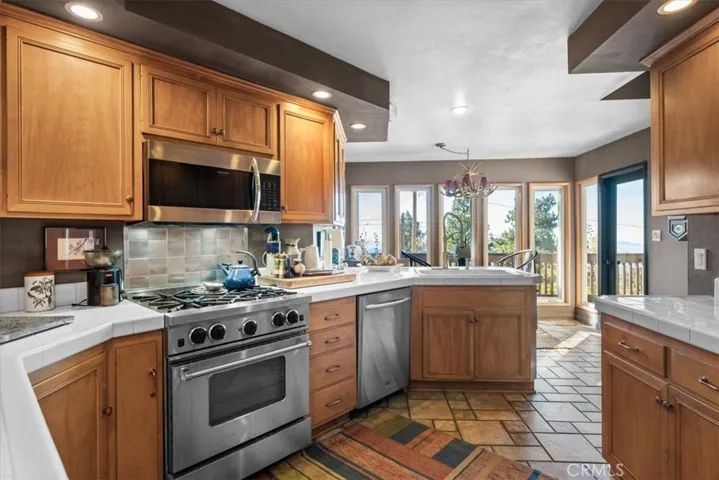 31349 Deer Lick, Running Springs, California 92382