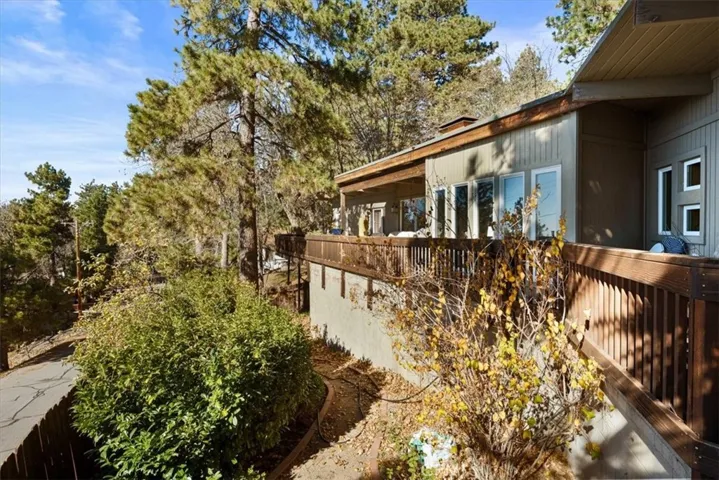 31349 Deer Lick, Running Springs, California 92382