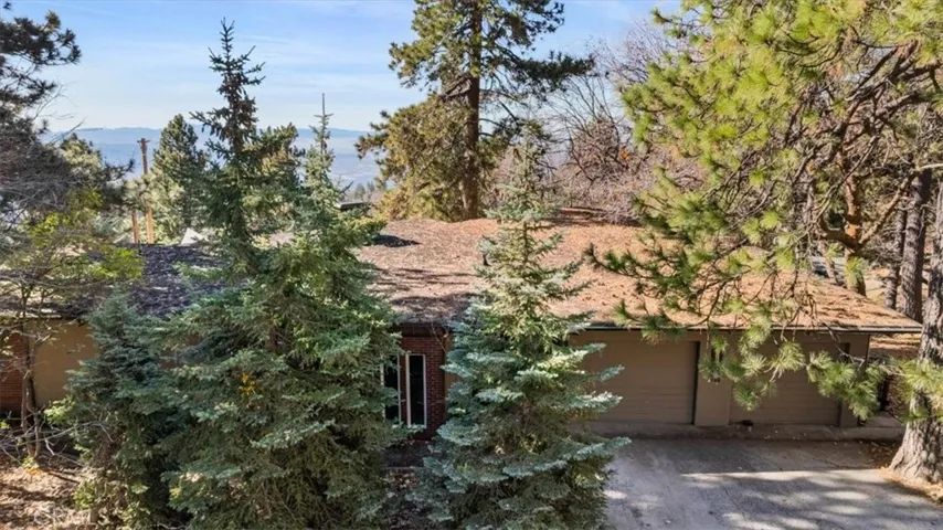 31349 Deer Lick, Running Springs, California 92382