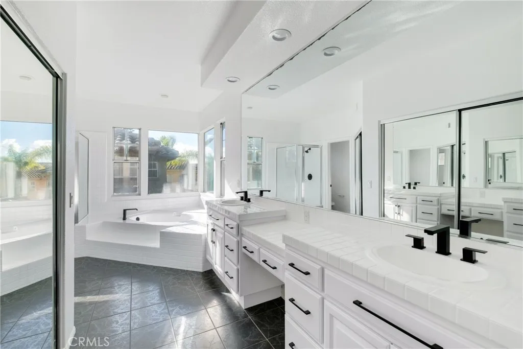 1081 Waterville Lake Road, Chula Vista, California 91915 home-pic-39