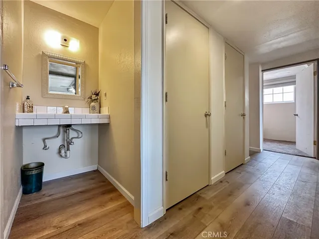 Full Bathroom Split in three sections
