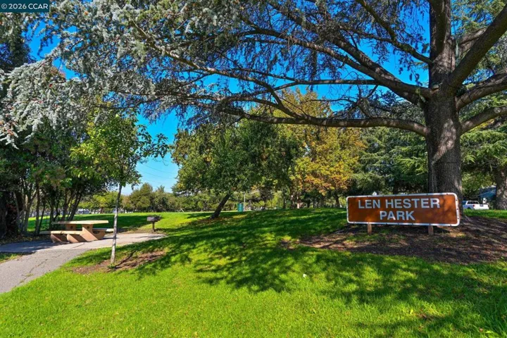 1218 Hookston Rd, Concord, California 94518