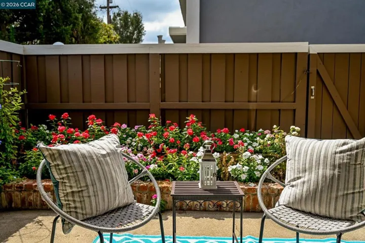 1218 Hookston Rd, Concord, California 94518