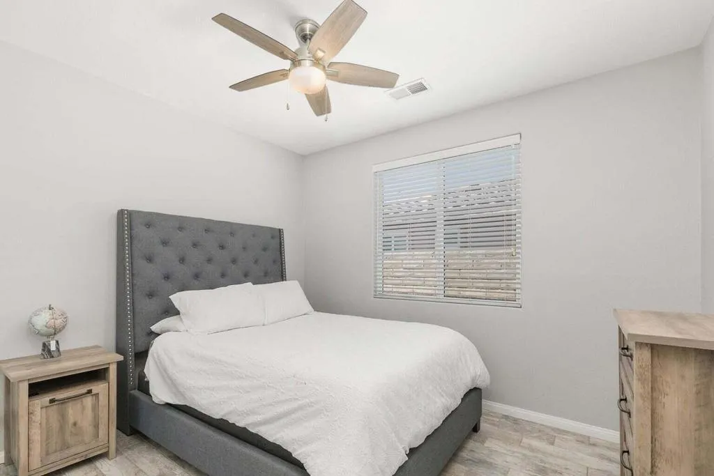 83631 Himilaya Drive, Indio, California 92203 home-pic-23