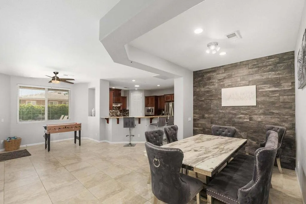 83631 Himilaya Drive, Indio, California 92203 home-pic-13