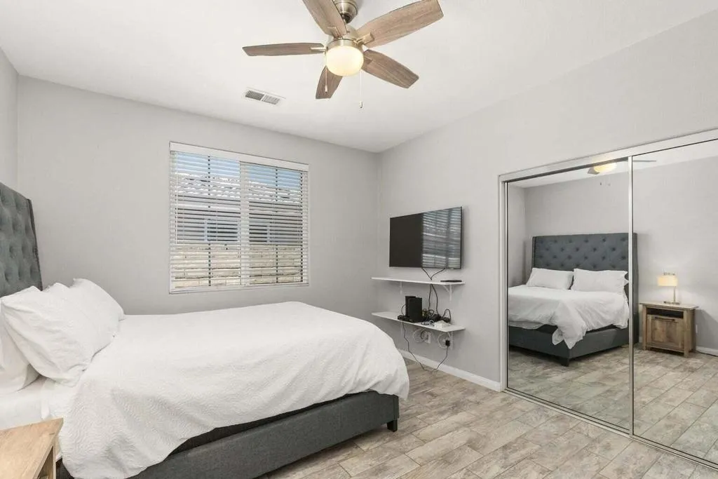 83631 Himilaya Drive, Indio, California 92203 home-pic-22