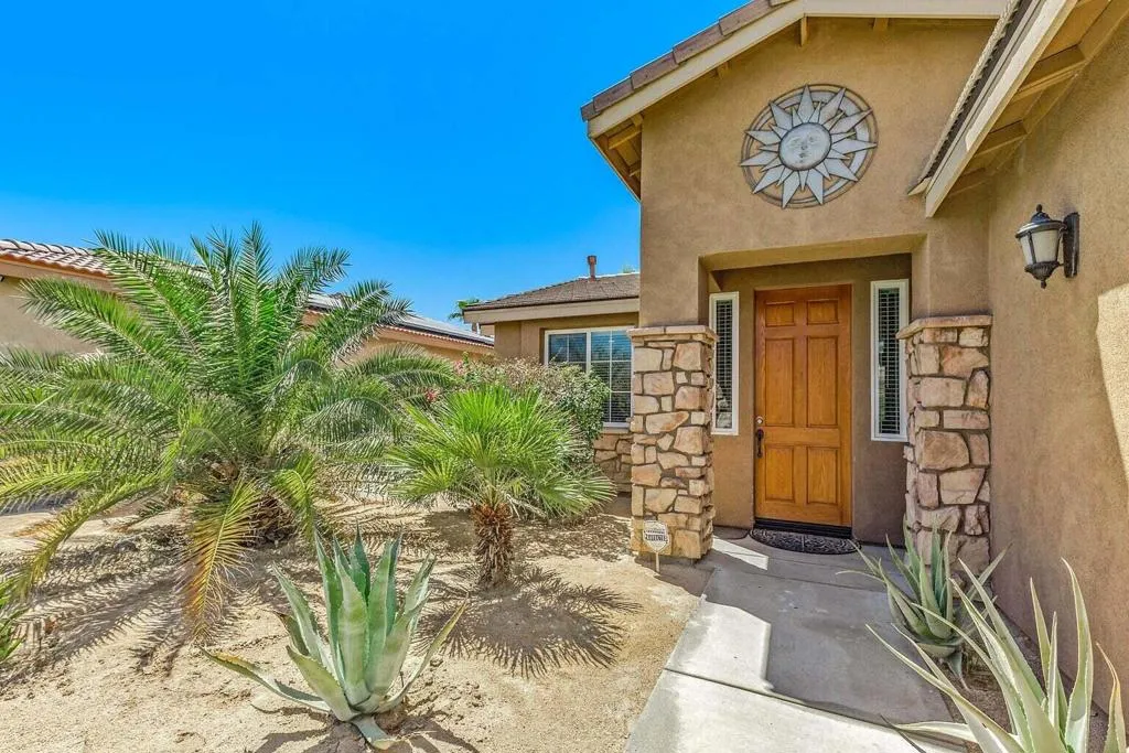 83631 Himilaya Drive, Indio, California 92203 home-pic-6