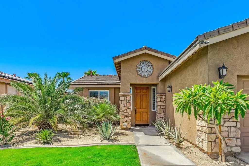 83631 Himilaya Drive, Indio, California 92203 home-pic-5