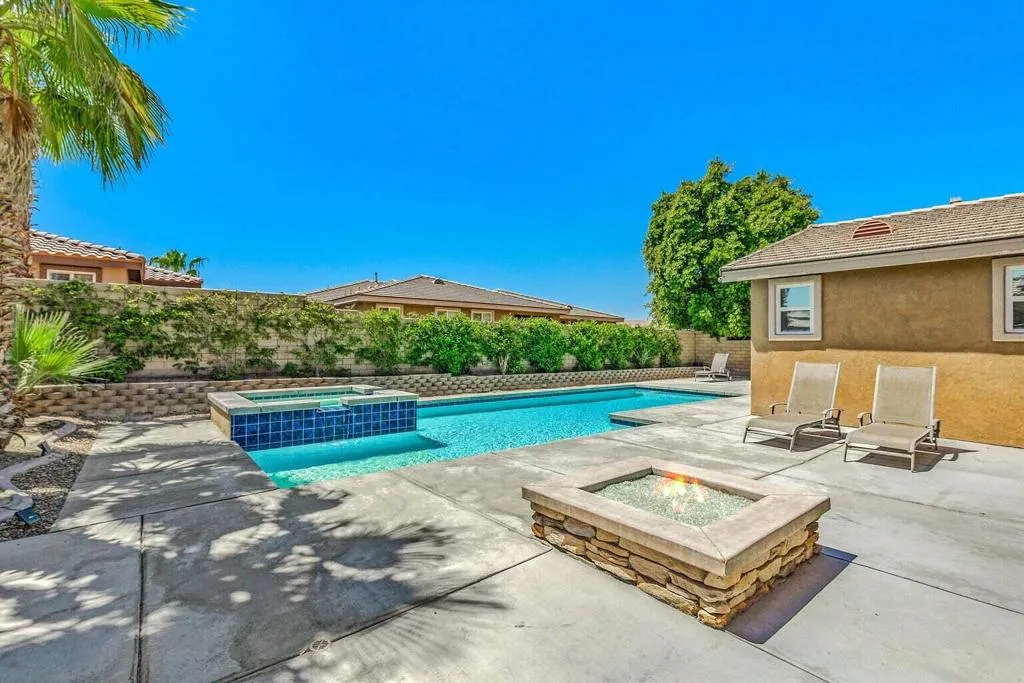 83631 Himilaya Drive, Indio, California 92203 home-pic-32