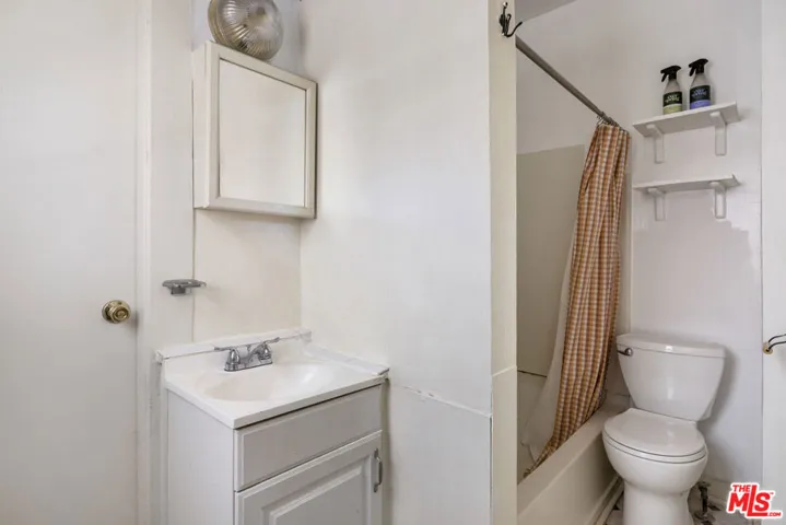 Second house bath