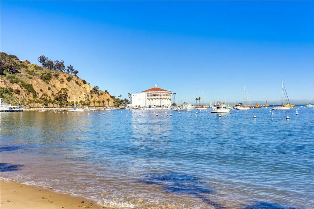72 Camino De Flores 10, Avalon, California 90704 home-pic-35