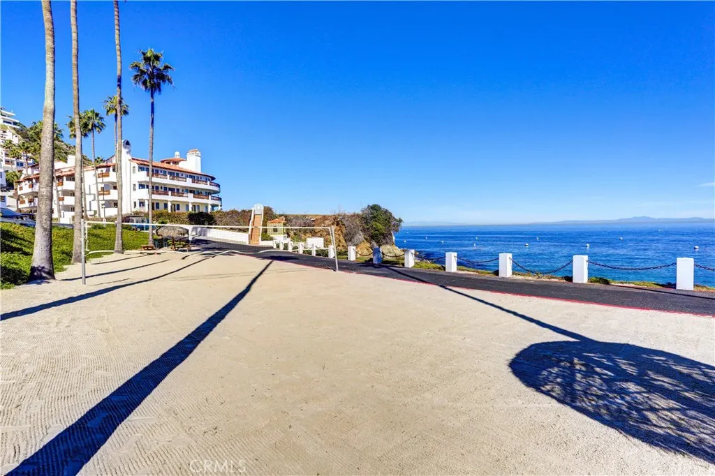 72 Camino De Flores 10, Avalon, California 90704 home-pic-32