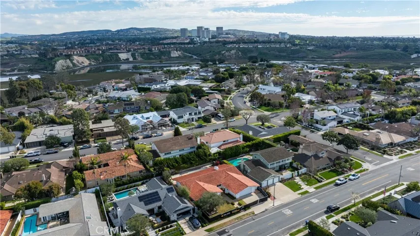 1412 Santiago Dr, Newport Beach, California 92660