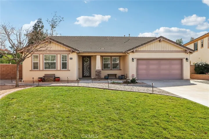 28833 Lemon Street, Highland, California 92346