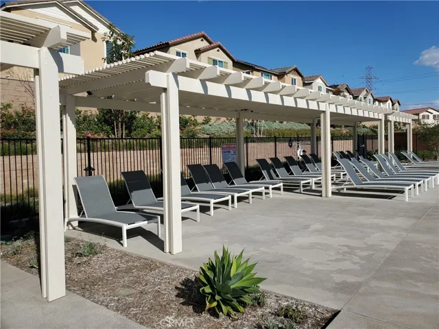 Adequate Lounging area