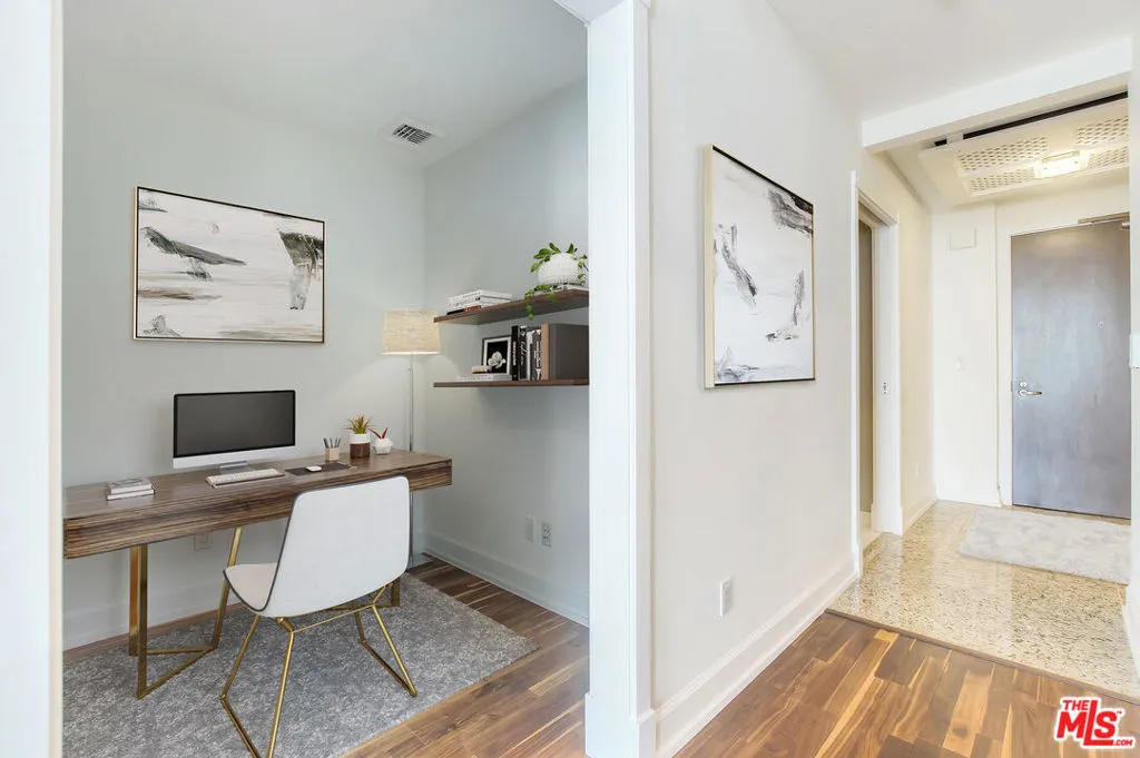 900 W Olympic Boulevard 39g, Los Angeles, California 90015 home-pic-4