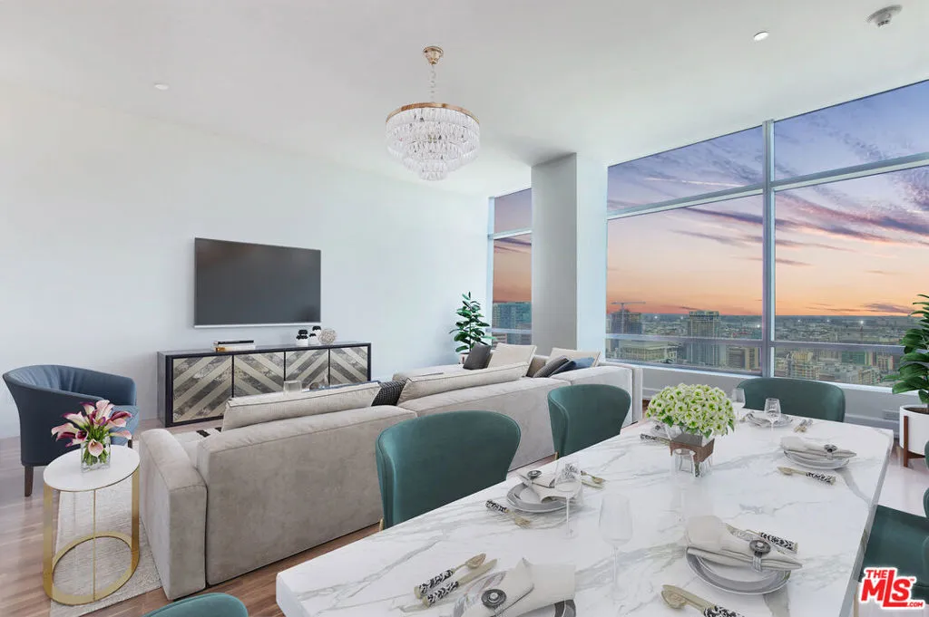 900 W Olympic Boulevard 39g, Los Angeles, California 90015 home-pic-1