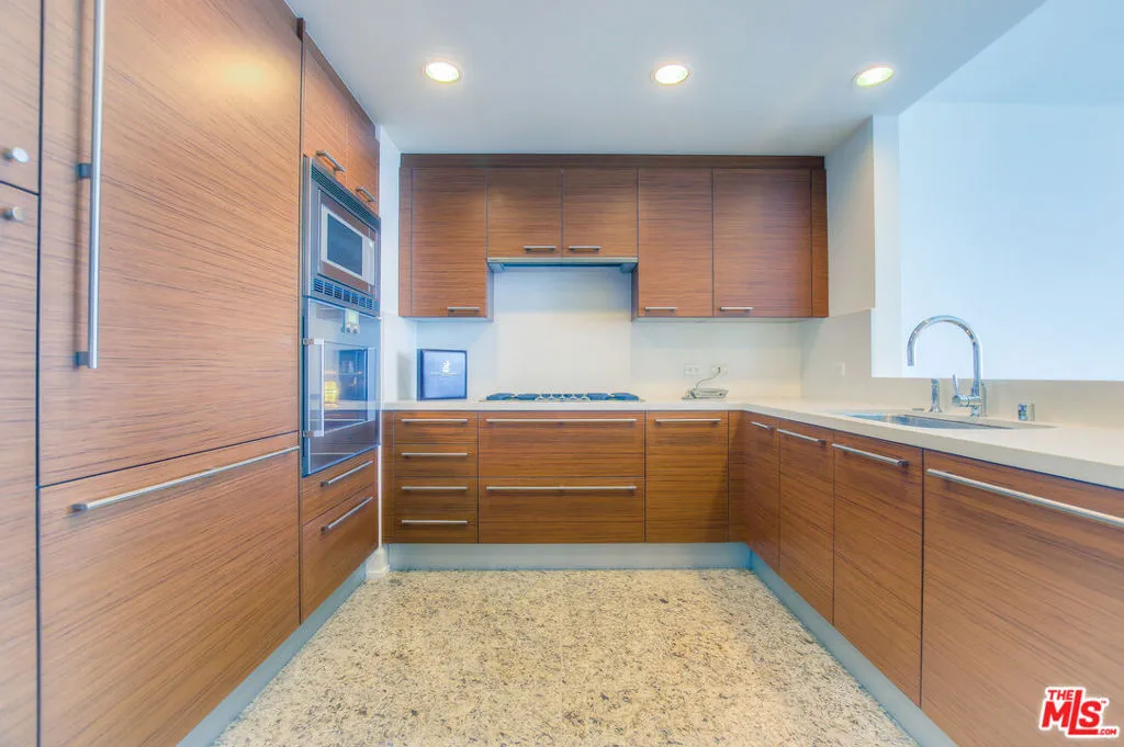 900 W Olympic Boulevard 39g, Los Angeles, California 90015 home-pic-8