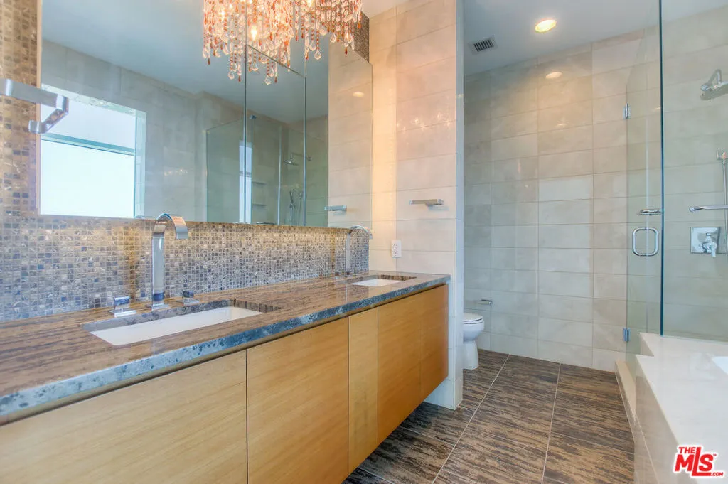 900 W Olympic Boulevard 39g, Los Angeles, California 90015 home-pic-14