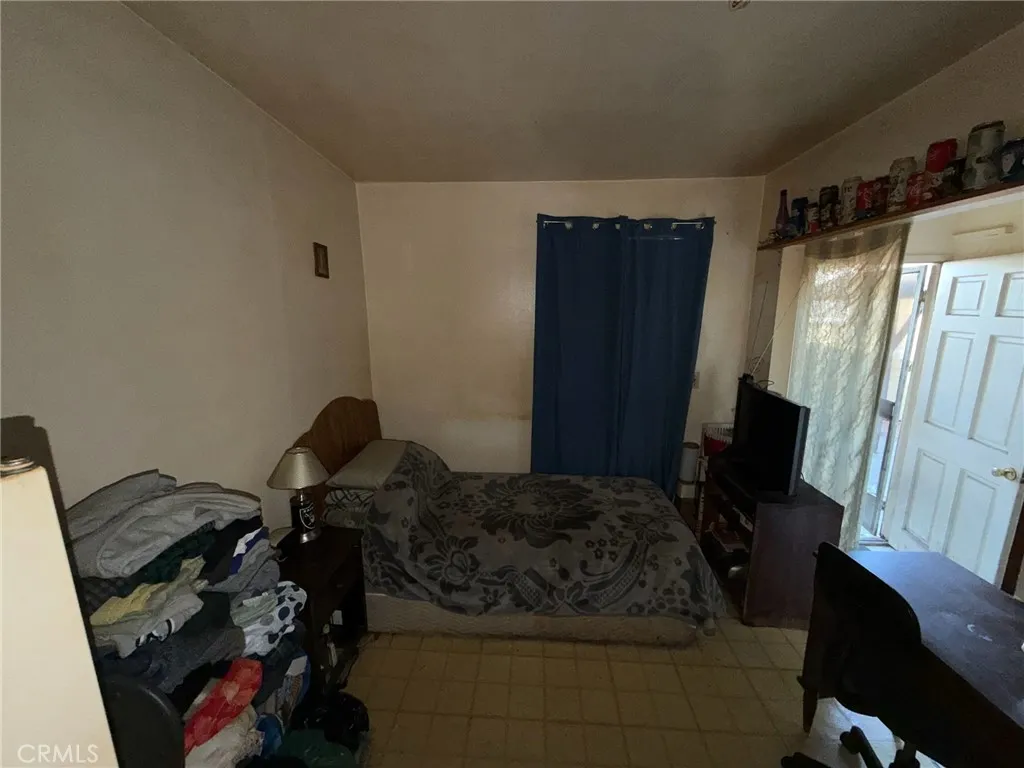 2112 City View Avenue, Los Angeles, California 90033 home-pic-14