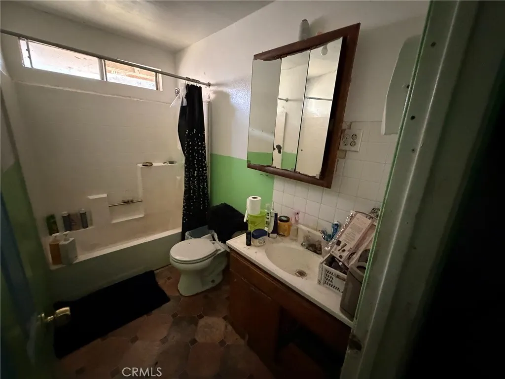 2112 City View Avenue, Los Angeles, California 90033 home-pic-7