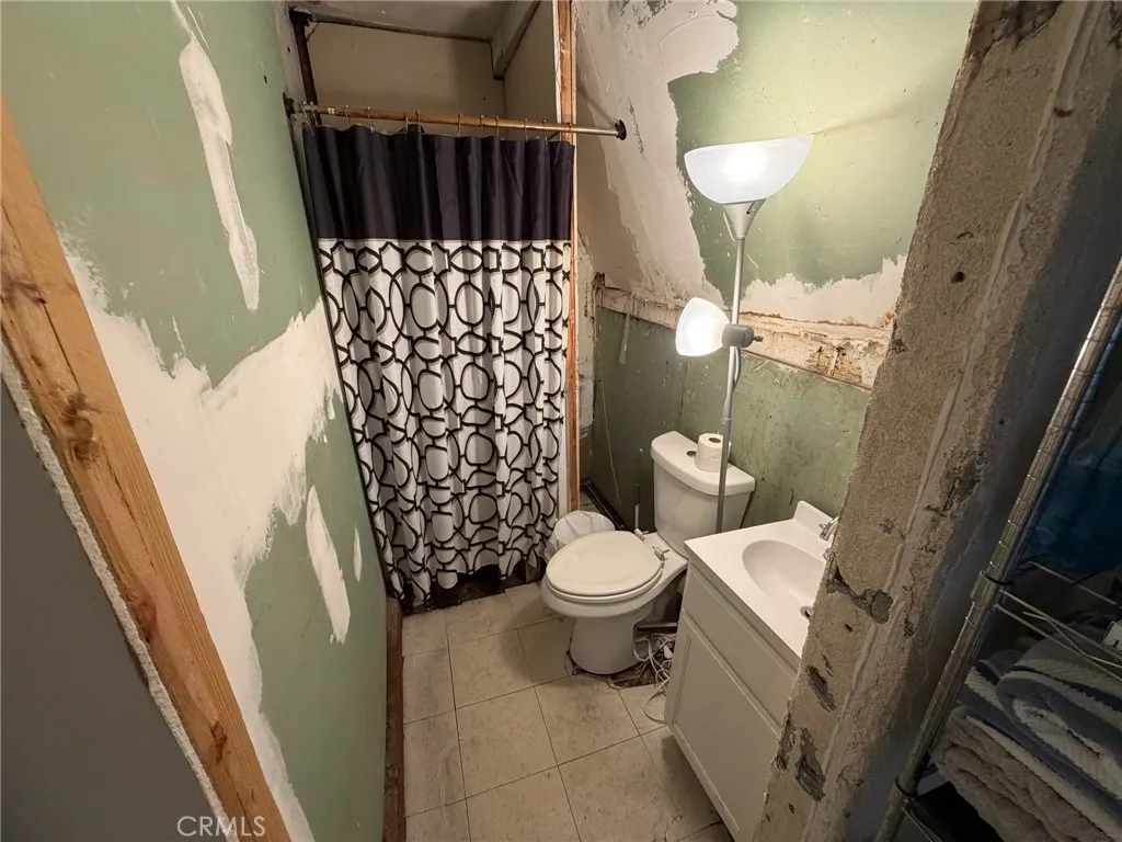 2112 City View Avenue, Los Angeles, California 90033 home-pic-17