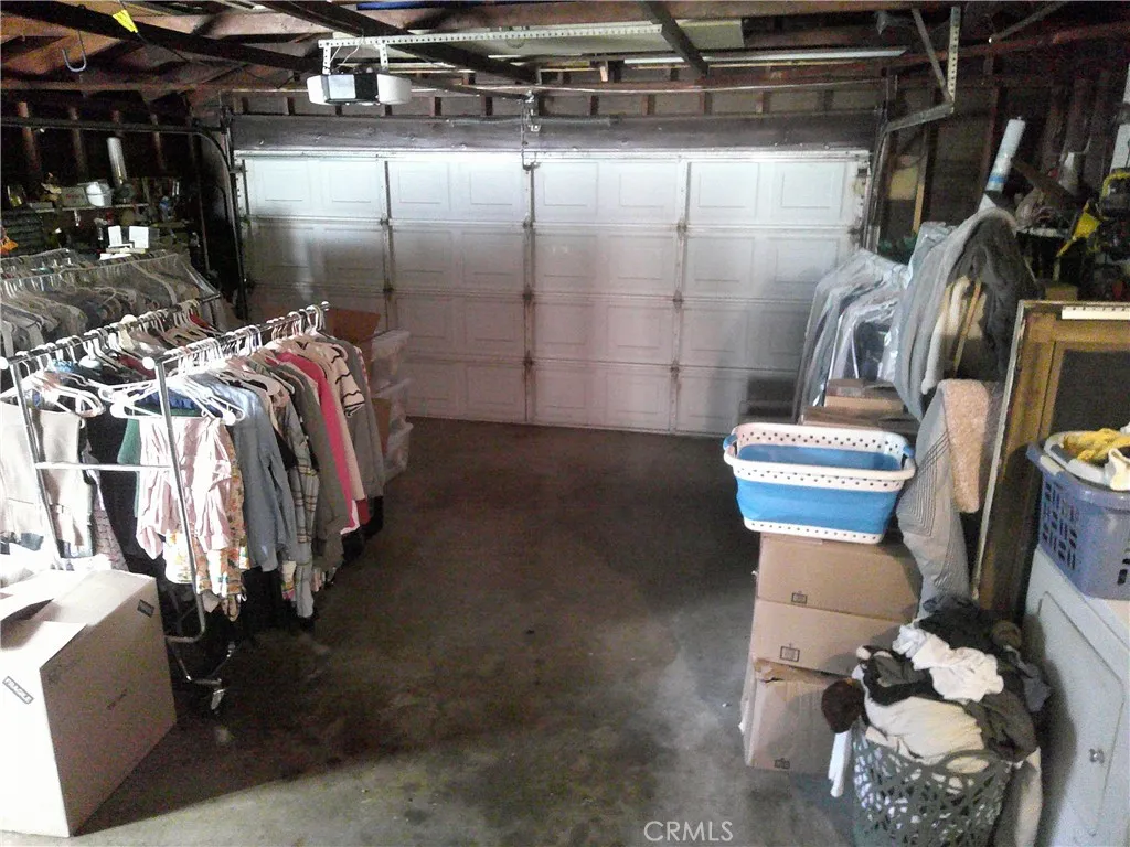 1116 N Old Mill, Azusa, California 91702 home-pic-16