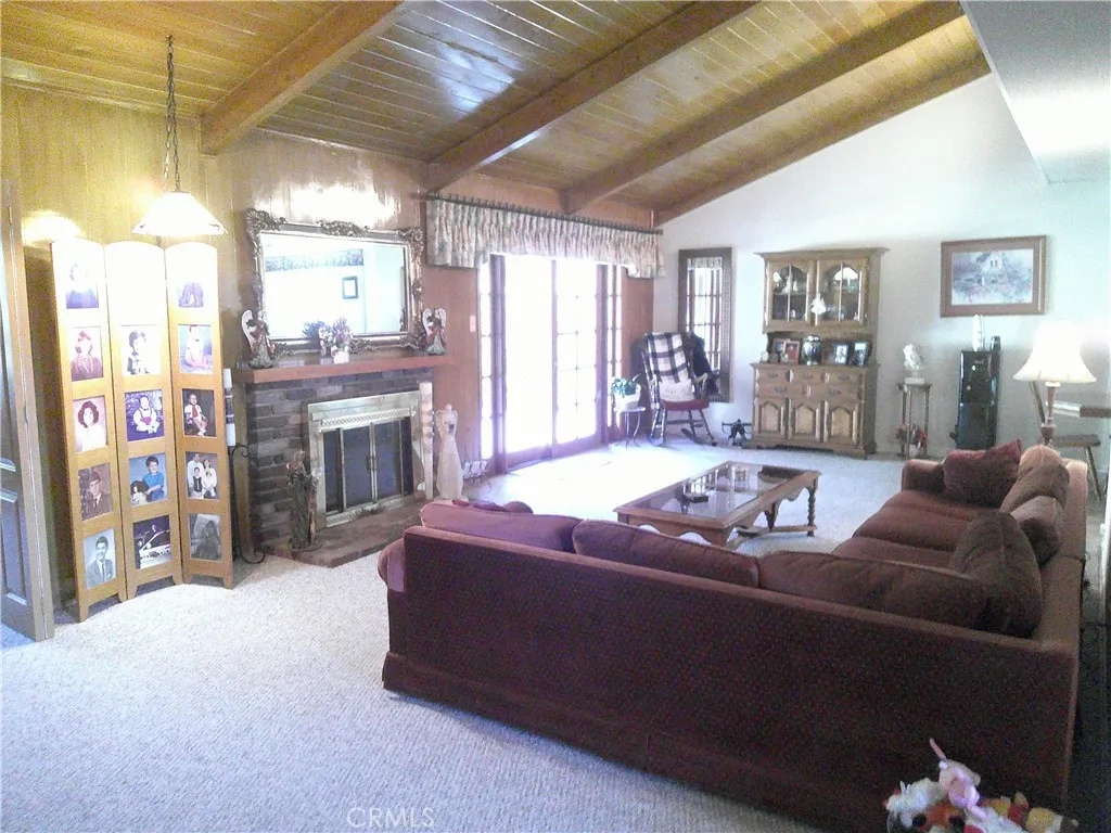 1116 N Old Mill, Azusa, California 91702 home-pic-6