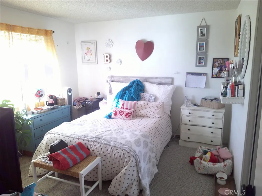 1116 N Old Mill, Azusa, California 91702 home-pic-10