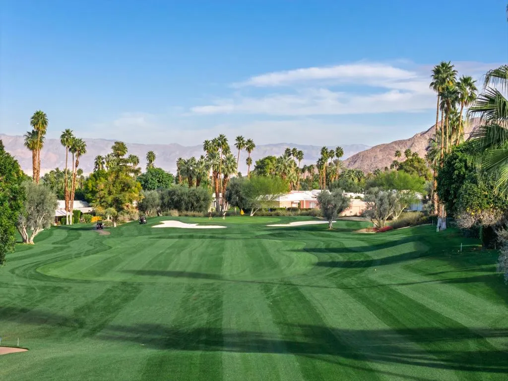 46860 Amir Drive, Palm Desert, California 92260 home-pic-35