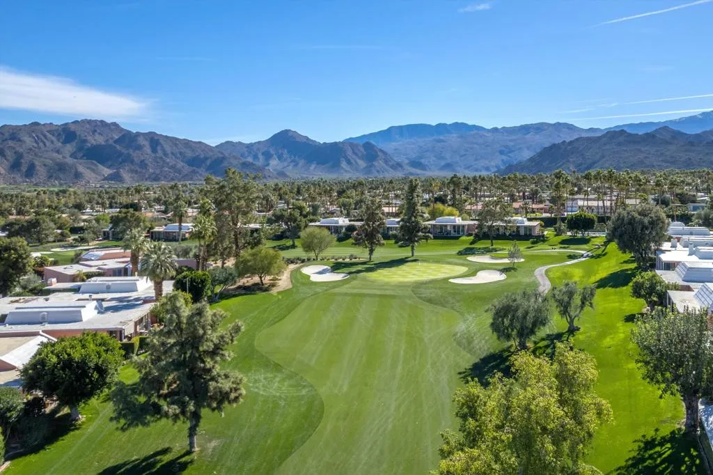 47200 Amir Drive, Palm Desert, California 92260 home-pic-19