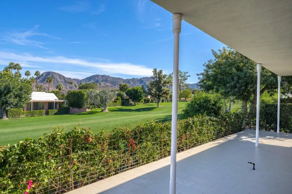 47200 Amir Drive, Palm Desert, California 92260 home-pic-17