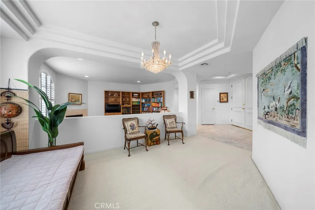 453 S Barrington, Los Angeles, California 90049 home-pic-4