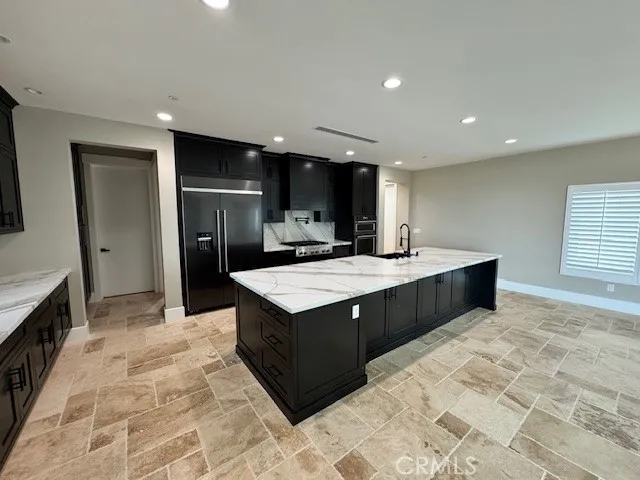 9526 Appleton Street, Victorville, California 92392