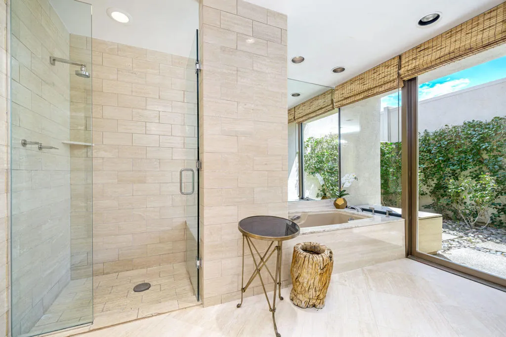 75149 Kavenish Way, Indian Wells, California 92210 home-pic-10
