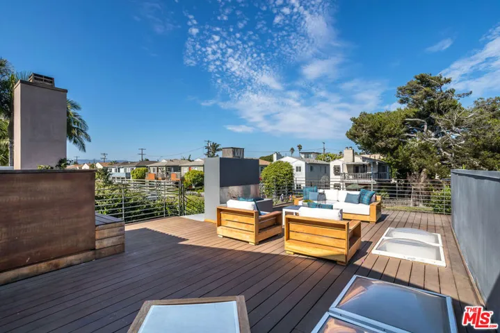 Outdoor Deck off Primary Suite