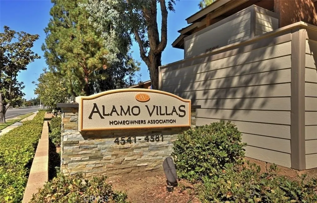4545 Alamo G, Simi Valley, California 93063 home-pic-2
