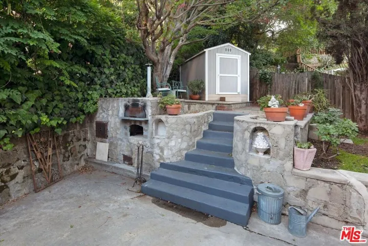 Pizza Oven and Patio
