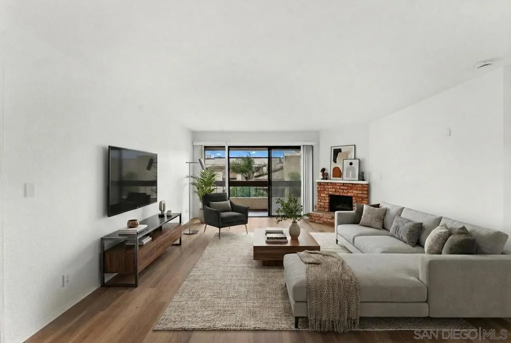 6717 Friars Rd 63, San Diego, California 92108 home-pic-2