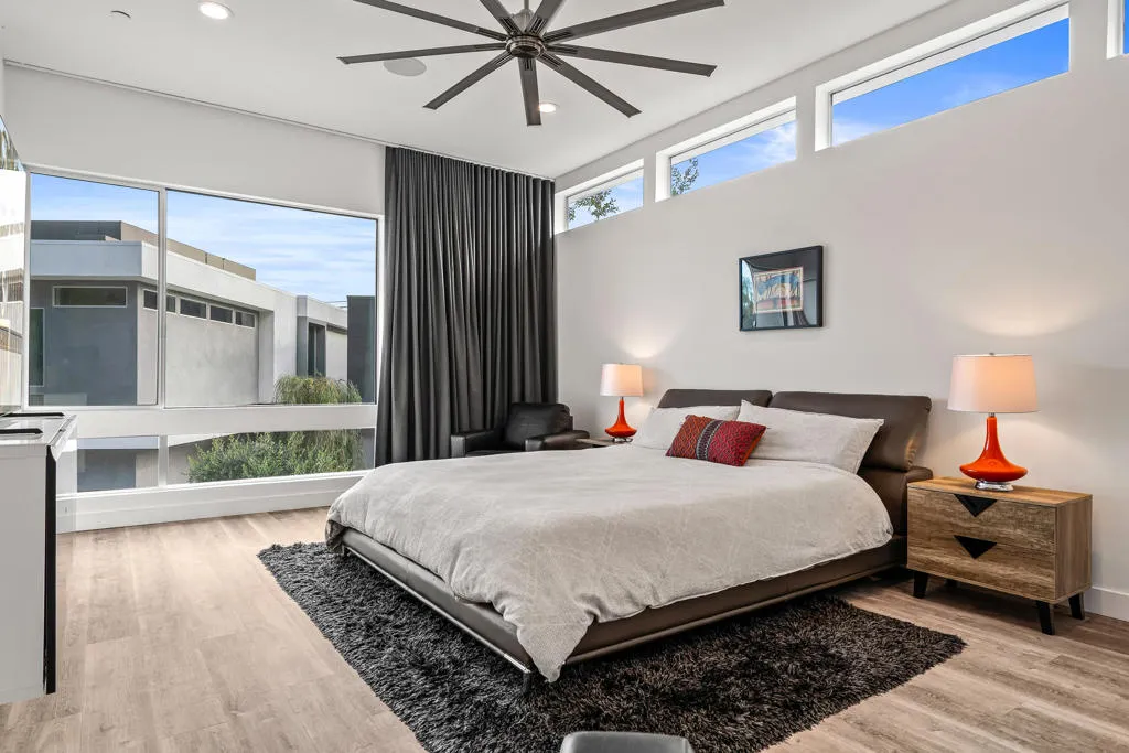1231 Surrey Lane, Palm Springs, California 92264 home-pic-35