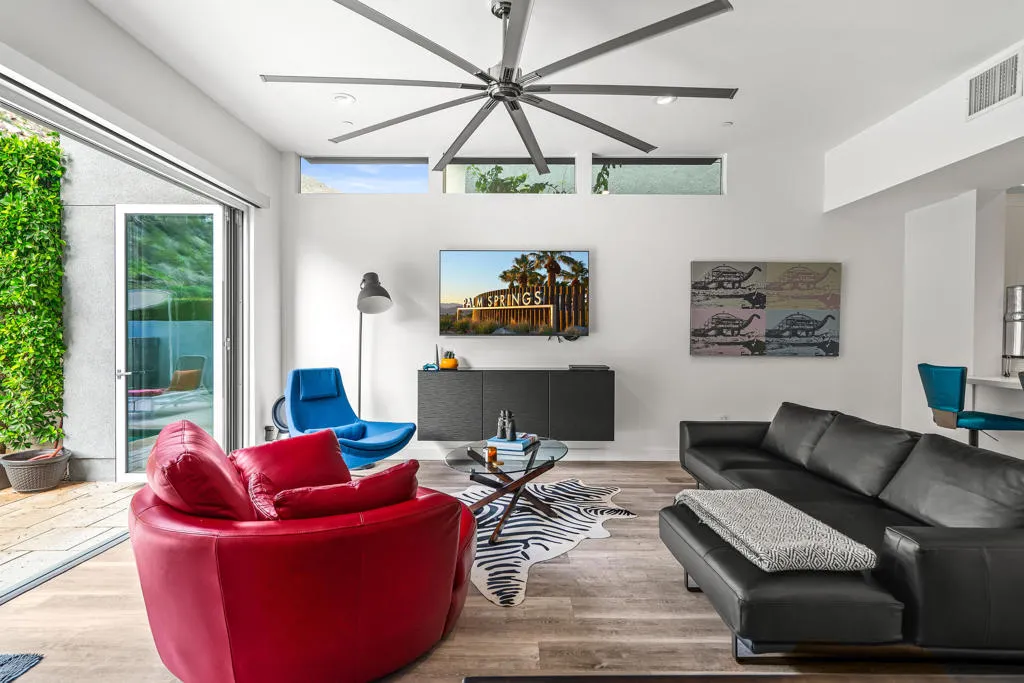 1231 Surrey Lane, Palm Springs, California 92264 home-pic-12