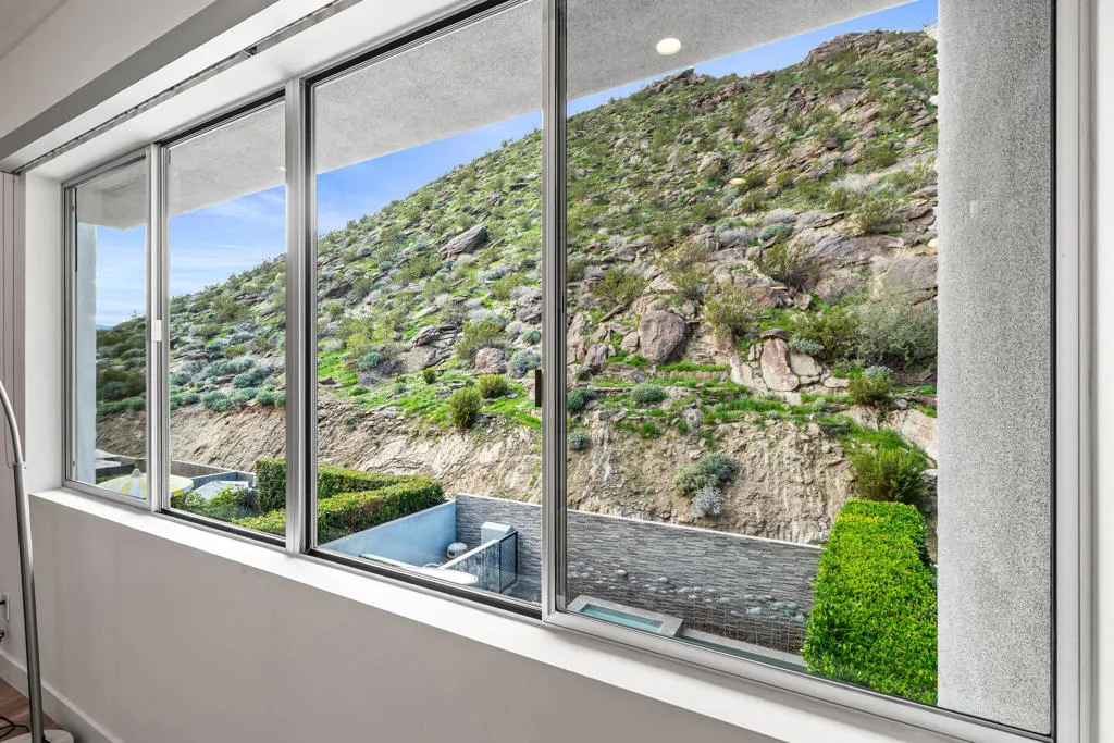 1231 Surrey Lane, Palm Springs, California 92264 home-pic-45
